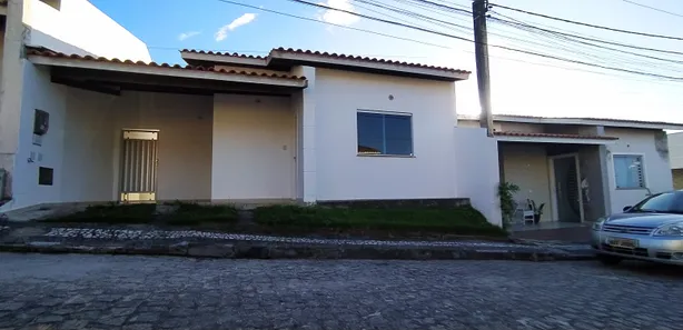 Casa de Condomínio com 3 Quartos para alugar, 74m² no Tomba, Feira de Santana
