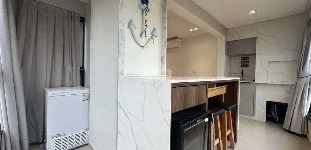 Apartamento com 2 Quartos para alugar, 90m² no Itacolomi, Balneário Piçarras