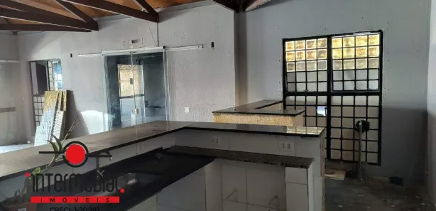Loja / Salão / Ponto Comercial para alugar, 194m² no Centro, Boituva