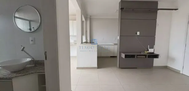 Apartamento com 2 Quartos para alugar, 70m² no Centro, Pouso Alegre