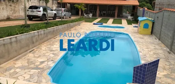 Loja / Salão / Ponto Comercial com 4 Quartos para venda ou aluguel, 290m² no Jardim Estância Brasil, Atibaia