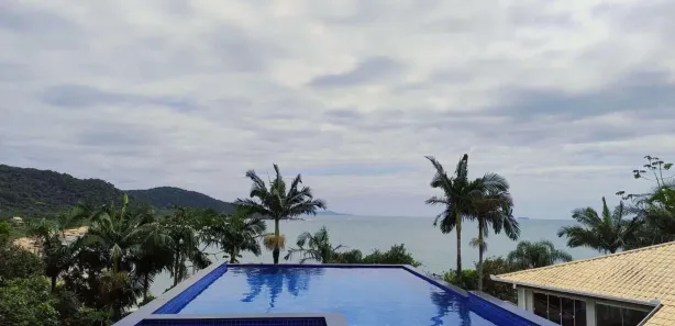 Sobrado com 4 Quartos para venda ou aluguel, 1000m² no Vila Fascina, Limeira