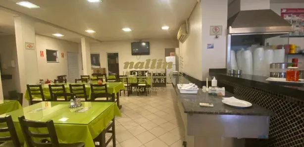 Loja / Salão / Ponto Comercial para venda ou aluguel, 204m² no Centro, Itatiba