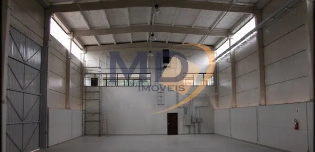 Galpão / Depósito / Armazém para alugar, 986m² no Quitaúna, Osasco