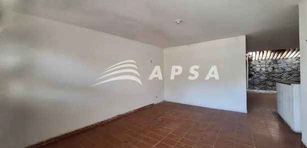 Prédio Inteiro com 3 Quartos para alugar, 254m² no Cidade dos Funcionários, Fortaleza