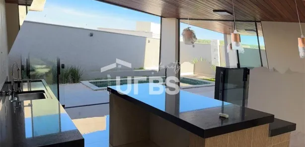 Sobrado com 4 Quartos à venda, 220m² no Jardins Capri, Senador Canedo