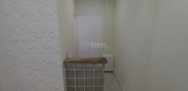 Loja / Salão / Ponto Comercial à venda, 32m² no Centro, Campos dos Goytacazes