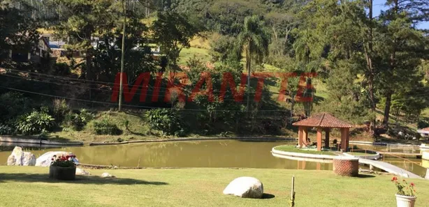 Fazenda / Sítio / Chácara com 4 Quartos à venda, 900m² no , Mairinque