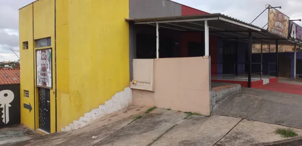 Loja / Salão / Ponto Comercial com 4 Quartos à venda, 280m² no Parque Residencial Santa Eulália, Limeira