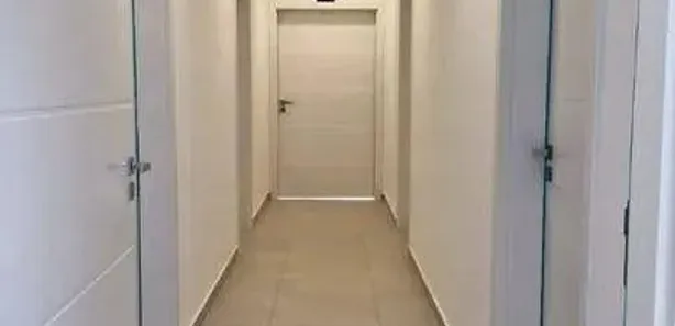 Conjunto Comercial / Sala para alugar, 39m² no Monte Alegre, Camboriú