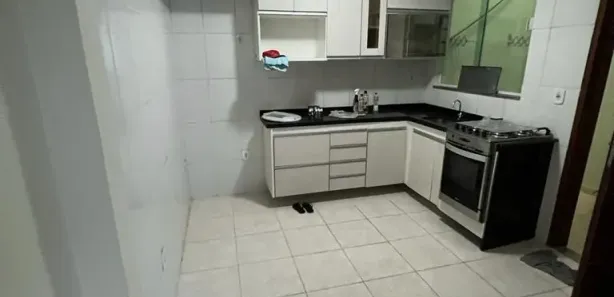 Casa com 2 Quartos para alugar, 83m² no Viga, Nova Iguaçu