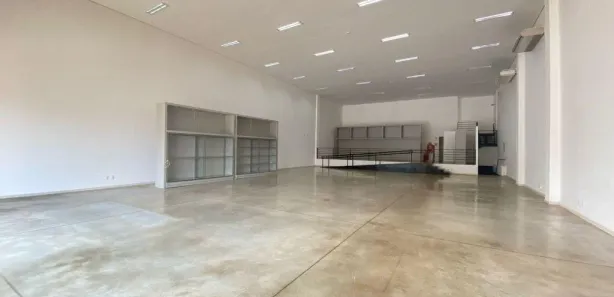 Prédio Inteiro para alugar, 750m² no Jardim Nova Yorque, Araçatuba