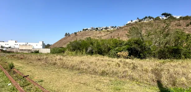 Loja / Salão / Ponto Comercial à venda, 362m² no Novo Horizonte, Juiz de Fora