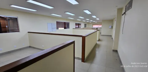 Galpão / Depósito / Armazém para venda ou aluguel, 2200m² no Santa Maria, Brasília