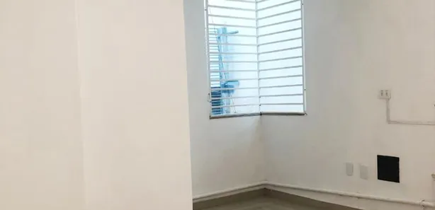 Prédio Inteiro com 3 Quartos à venda, 320m² no Vila Filipin, Londrina
