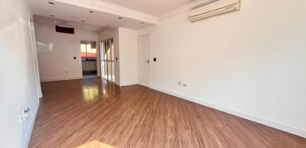 Casa de Condomínio com 3 Quartos para venda ou aluguel, 135m² no Granja Viana, Cotia