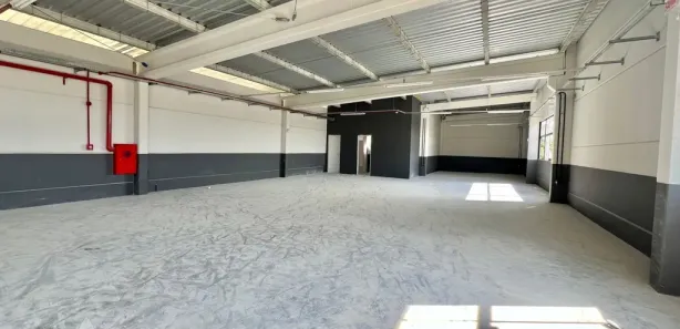 Galpão / Depósito / Armazém para alugar, 210m² no Do Salto, Blumenau