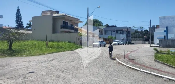 Terreno / Lote / Condomínio à venda, 323m² no Centro, Penha
