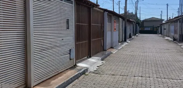 Casa de Condomínio com 2 Quartos à venda, 70m² no Ypiranga, Valparaíso de Goiás