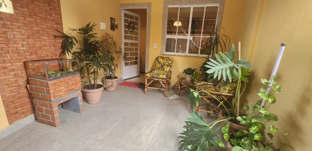 Casa de Condomínio com 2 Quartos à venda, 70m² no Ouro Verde, Nova Iguaçu