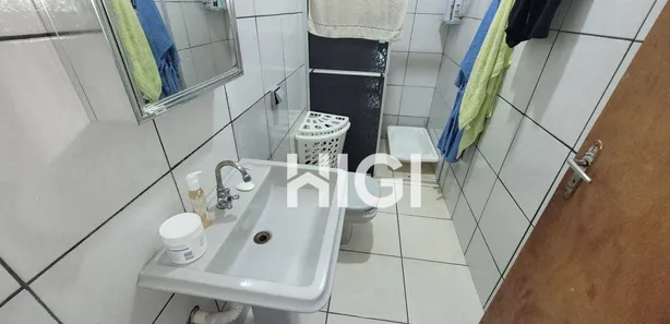 Casa com 2 Quartos à venda, 120m² no Califórnia, Londrina