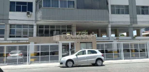 Apartamento com 3 Quartos para alugar, 189m² no São José, Aracaju