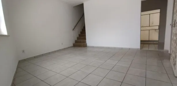 Sobrado com 3 Quartos à venda, 165m² no Centro, Vitória da Conquista