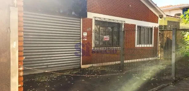 Loja / Salão / Ponto Comercial com 3 Quartos para venda ou aluguel, 220m² no Centro, Araraquara
