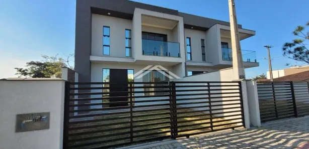 Sobrado com 3 Quartos à venda, 109m² no Barra do Saí, Itapoá
