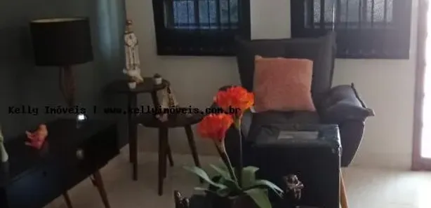 Casa com 3 Quartos para alugar, 258m² no , Regente Feijó