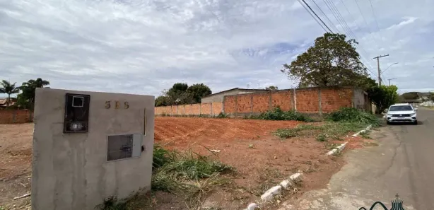 Terreno / Lote / Condomínio à venda, 1000m² no Região dos Lagos, Brasília