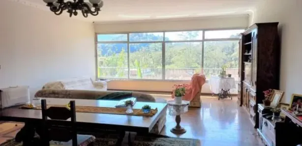 Casa com 3 Quartos para alugar, 200m² no Independência, Petrópolis