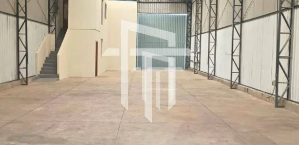 Galpão / Depósito / Armazém para venda ou aluguel, 320m² no Distrito Industrial, Poços de Caldas
