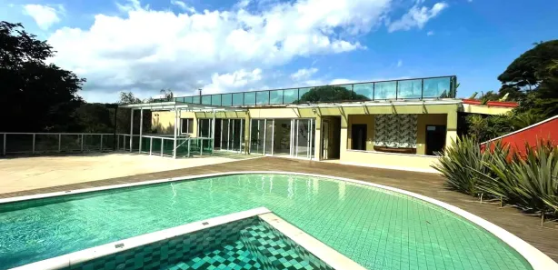 Fazenda / Sítio / Chácara com 5 Quartos para venda ou aluguel, 1333m² no Jardim Caiapiá, Cotia
