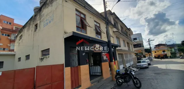 Galpão / Depósito / Armazém à venda, 201m² no Centro, Esmeraldas