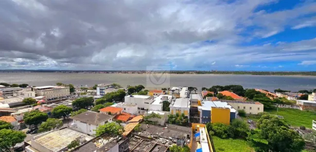 Apartamento com 4 Quartos para alugar, 210m² no São José, Aracaju
