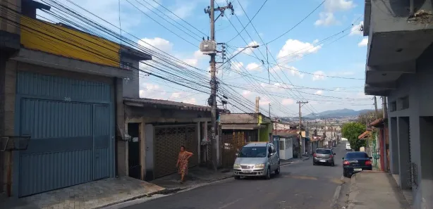 Sobrado com 3 Quartos à venda, 130m² no Jardim Aracaré, Itaquaquecetuba