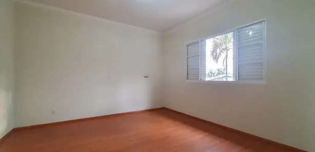 Sobrado com 3 Quartos à venda, 250m² no Vila Real, Hortolândia