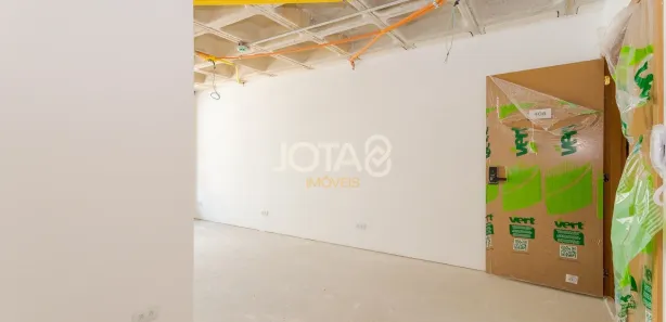Conjunto Comercial / Sala para alugar, 22m² no Centro, Curitiba