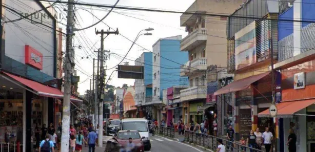 Loja / Salão / Ponto Comercial à venda, 72m² no Vila Romanópolis, Ferraz de Vasconcelos