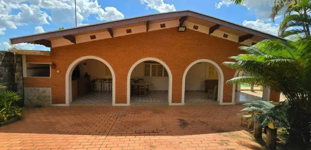 Fazenda / Sítio / Chácara com 3 Quartos à venda, 133m² no Colinas do Piracicaba (Ártemis), Piracicaba