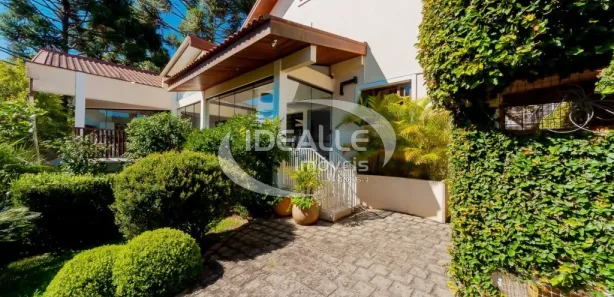 Casa de Condomínio com 4 Quartos para alugar, 356m² no Cascatinha, Curitiba