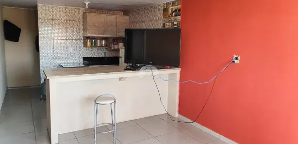 Galpão / Depósito / Armazém à venda, 250m² no Vila Dona Fina, Campo Largo