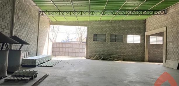 Galpão / Depósito / Armazém à venda, 3000m² no Centro, Embu-Guaçu