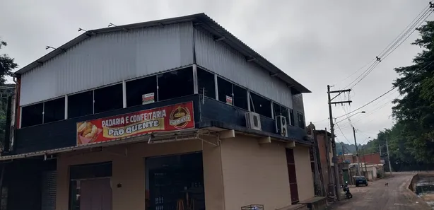 Loja / Salão / Ponto Comercial para alugar, 200m² no Vila Real, Várzea Paulista