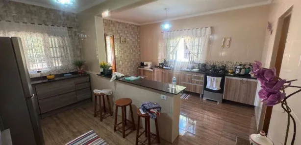 Fazenda / Sítio / Chácara com 3 Quartos à venda, 300m² no Itaquaciara, Itapecerica da Serra