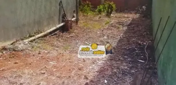 Galpão / Depósito / Armazém à venda, 120m² no Núcleo Habitacional Silvério Cartafina, Uberaba