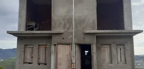 Sobrado com 2 Quartos à venda, 113m² no Jardim Bandeirantes, Poços de Caldas