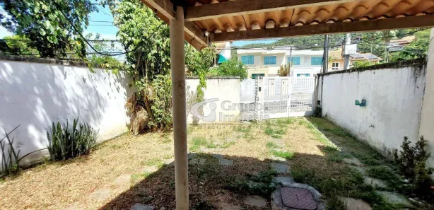 Casa com 3 Quartos para alugar, 139m² no Piratininga, Niterói