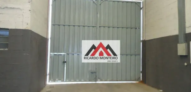 Galpão / Depósito / Armazém para venda ou aluguel, 540m² no Cidade Nova, Pindamonhangaba
